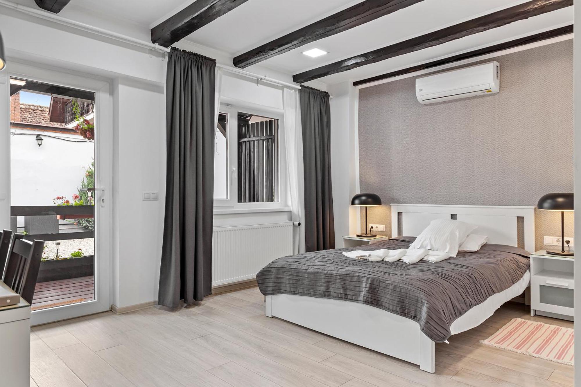 Pensiunea Alina "Adults Only" Sibiu Exterior photo